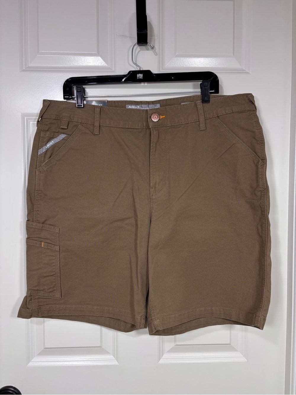 NWT Ariat Rebar Perfect Rise Cargo Work Shorts Men’s 33 Field Khaki